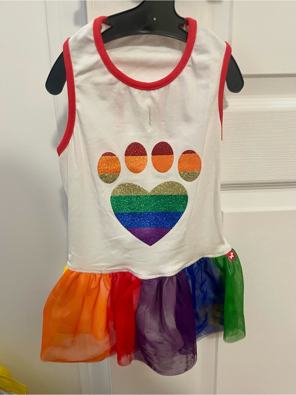 Hotel Doggy Pride Dress Size Medium